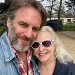 sandra-dickinson-height