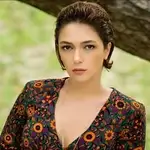 sebnem-hassanisoughi-height