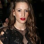 Serenay Sarikaya