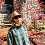 sharon-lawrence-bio