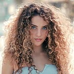 Sofie Dossi