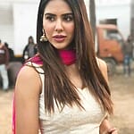 sonam-bajwa-bio