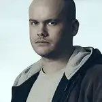stephen-louis-grush-face