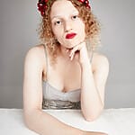 tallulah-haddon-kiss-me-2