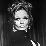 valerie-perrine-black