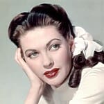 yvonne-de-carlo-featured