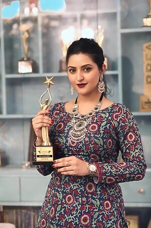 Pori Moni Career, Awards, And Achievements