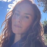 Vanessa Demouy Selfie