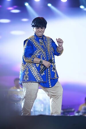 Falguni Pathak Interesting
