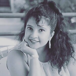 Shubha Poonja Early Life And Upbringing