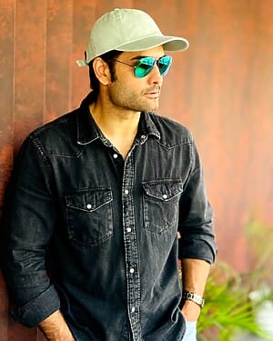 Vivian Dsena