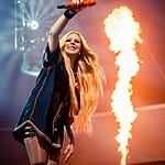 Avril Lavigne Interestimg