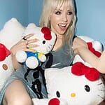 Carly Rae Jepsen Selfie