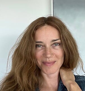 Marine Delterme Selfie